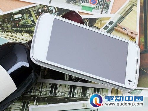 TCL S800 