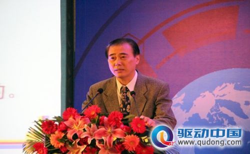 姜旭平:新型的社会化媒体有一种群聚效应