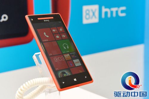 首批支持联通21兆网络的Windows Phone智能手机HTC 8X 首批支持联通21兆网络的Windows Phone智能手机HTC 8X