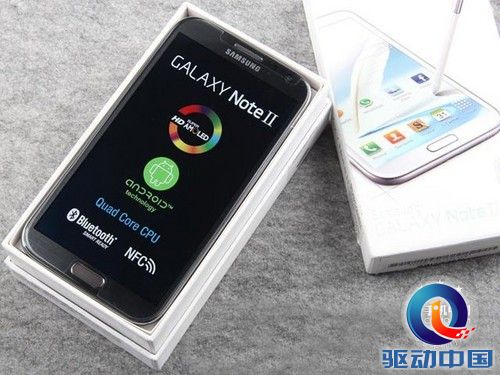 双待巨屏高频四核 三星N7102火爆热销 