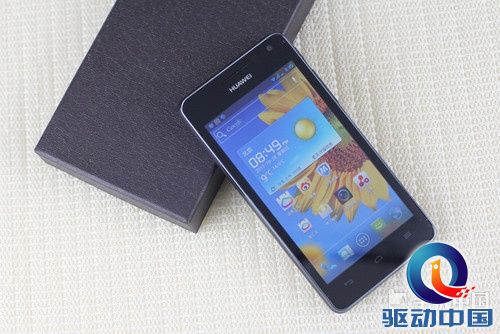 神秘新机亮相 华为荣耀四核爱享版图赏