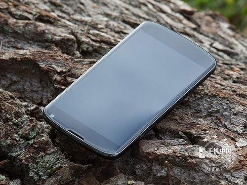 Nexus 4强势来袭 15款旗舰机巅峰对决