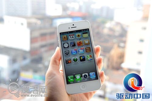 iPhone 5大陆发售直击:货源充足 黄牛不见踪影