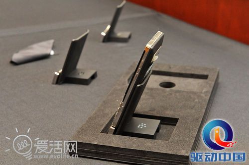 你值得拥有 RIM Porsche Design P’9981登陆中国