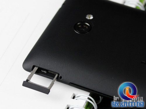 WP8双核高清屏 HTC 8X移动版深度评测