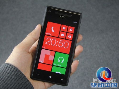 WP8双核高清屏 HTC 8X移动版深度评测