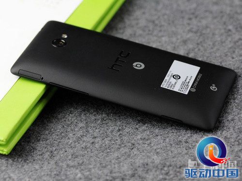 WP8双核高清屏 HTC 8X移动版深度评测