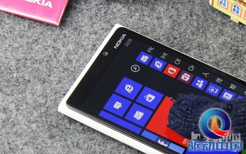 最具创新力 诺基亚920超敏感触控测试 
