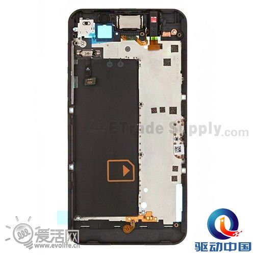 黑莓Z10屏幕与外壳配件曝光 4.3寸屏幕大小得以确认