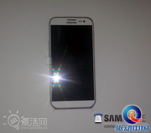 Galaxy S IV背面谍照曝光 三星官方称4月前不会发布