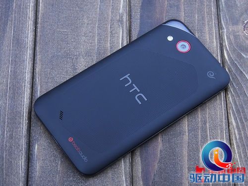 HTC T328d背面图片