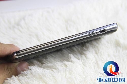 双CPU双网双通商务手机 联想S870e评测