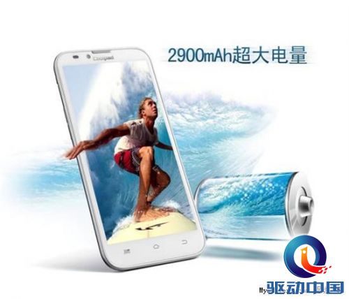 酷派9070亮相巴展:5.7寸巨屏四核1.5GHz处理器