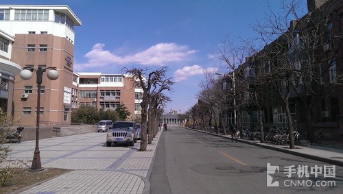 1.7GHz四核1080p大屏 HTC One深度评测