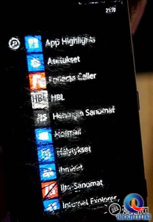 坚不可摧的传说:Lumia920遭24吨卡车碾轧依然能通话