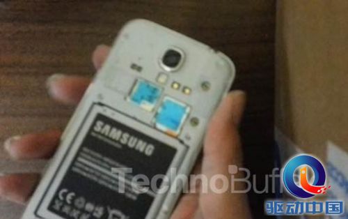 Samsung Galaxy S4 undressed on camera, found to be easily repairable