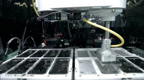 iPhone-4-promo-vide-manufacturing-process-001.jpeg
