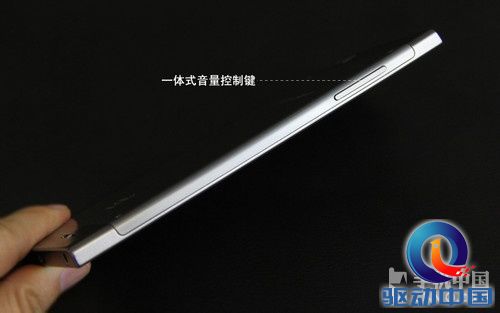 2GHz英特尔双核巨屏 联想K900深度评测 