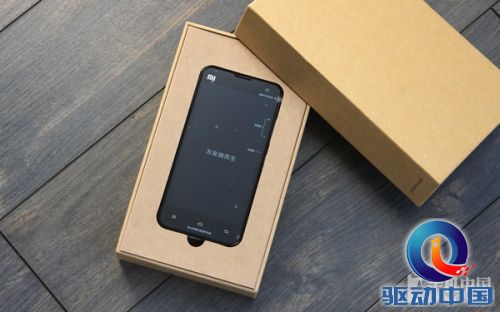 1300万像素F2.2光圈 32GB版小米2S评测