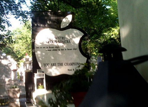 21岁果粉程序员英年早逝，墓碑上拥有苹果Logo-新闻,讨论,活动-【苹果网】Mac OS X,苹果笔记本,苹果论坛,苹果软件,苹果游戏,官网,iOS,iPhone,iPad,MacBook Pro -