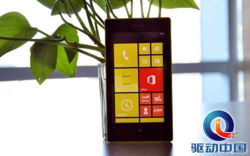 1299元最低价WP8 诺基亚Lumia 520评测