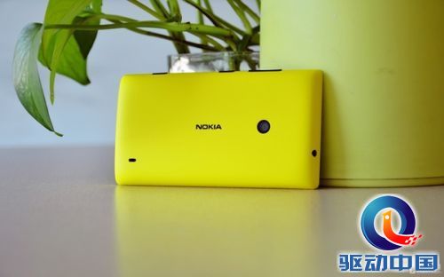 1299元最低价WP8 诺基亚Lumia 520评测