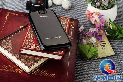 5寸大屏超性价比手机移动定制天语S5t图赏