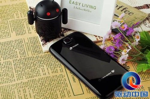 5寸大屏超性价比手机移动定制天语S5t图赏