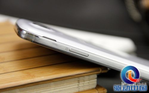 支持W+G双网双待 联通版Galaxy S4评测 