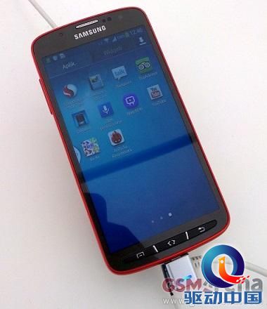 传Galaxy S4 Active实机照。
