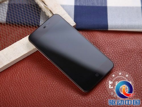 1.6GHz四核大屏 魅族MX2行货售2499元 
