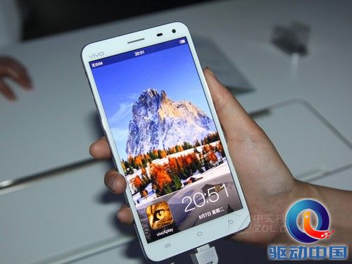 5.7英寸旗舰 vivo Xplay京东首发上市