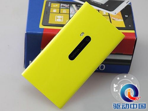 购机送移动电源 诺基亚Lumia 920小降