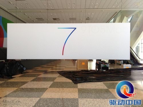 wwdc-2013-flat-ios7.jpg