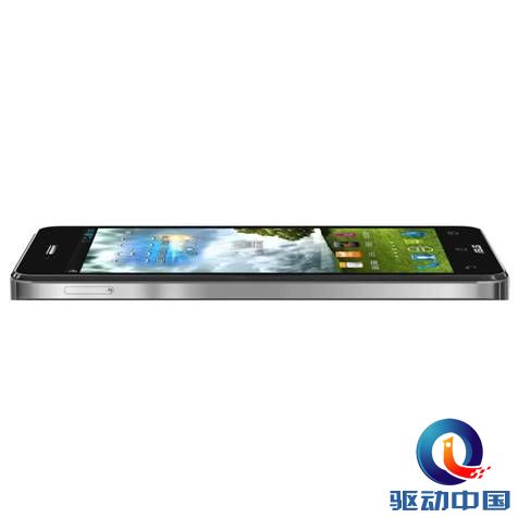 简单方便易用华硕PadFone无限一秒手机变平板