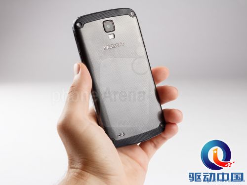 Samsung-Galaxy-S4-Active-Review-006