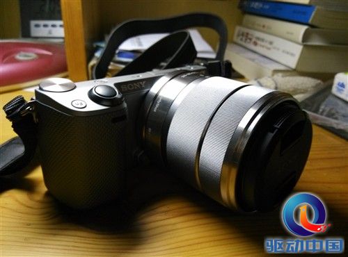 谁更有性价比 小米2S/康佳凡高大对比
