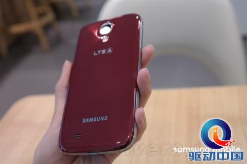 组图:这就是骁龙800版Galaxy S4