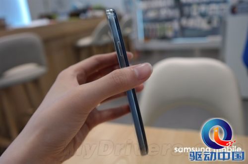组图:这就是骁龙800版Galaxy S4