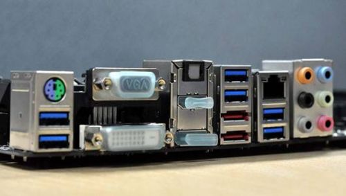 说明: H:\WY\新建文件夹\小宇宙\giga\GA-Z87X-UD3H\7.jpg