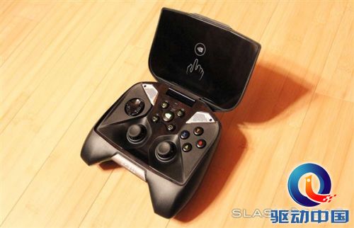 NVIDIA Tegra 4掌机正式版开箱图赏