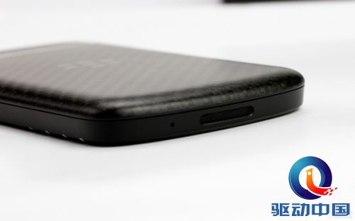 1.5GHz主频BB10系统 黑莓Q10详细评测 