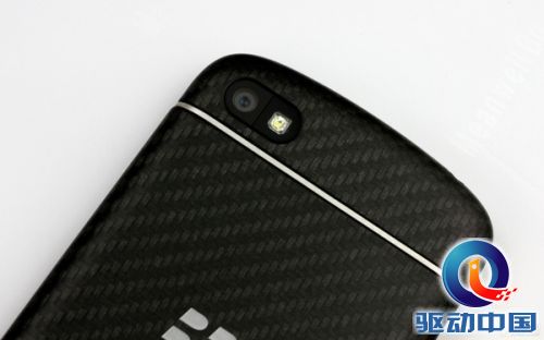 1.5GHz主频BB10系统 黑莓Q10详细评测 