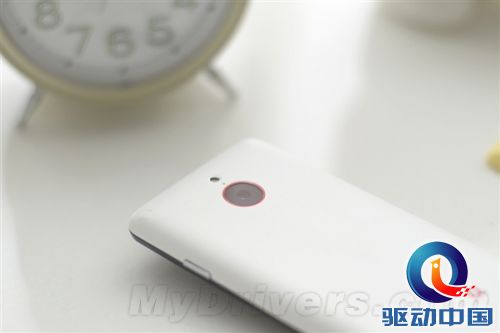 发骚到极致 nubia Z5 mini曝光