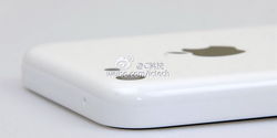 廉价iPhone海量图片曝光 网友笑称造型抄袭小米