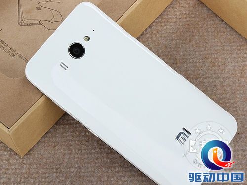 澳洲无锁黑白双色版iPhone 4S空降京城 