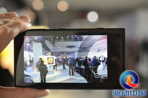 诺基亚新拍照机皇Lumia 1020真机多图赏