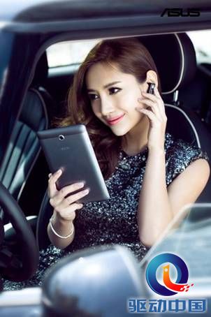 说明: H:\work\华硕\EEEPAD\产品资料&图\fonepad\华硕ASUS Fonepad美女图\加logo压缩\_DSC6901.jpg