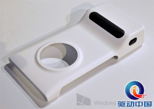 Lumia 1020相机手柄价格公布：能买两部105
