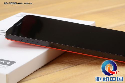 全球最薄1080P双卡 TCL idol X开箱图赏